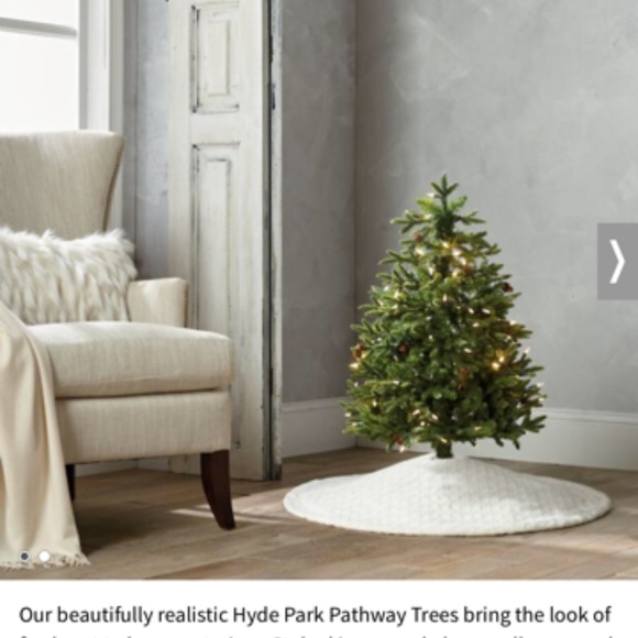 Frontgate Holiday Pathway Christmas Trees From Frontgate Poshmark